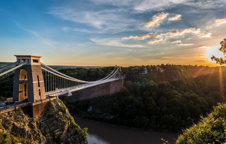 Local Property Guide <div class="uk-text-primary uk-h2 uk-margin-remove">Bristol and Bath</div>