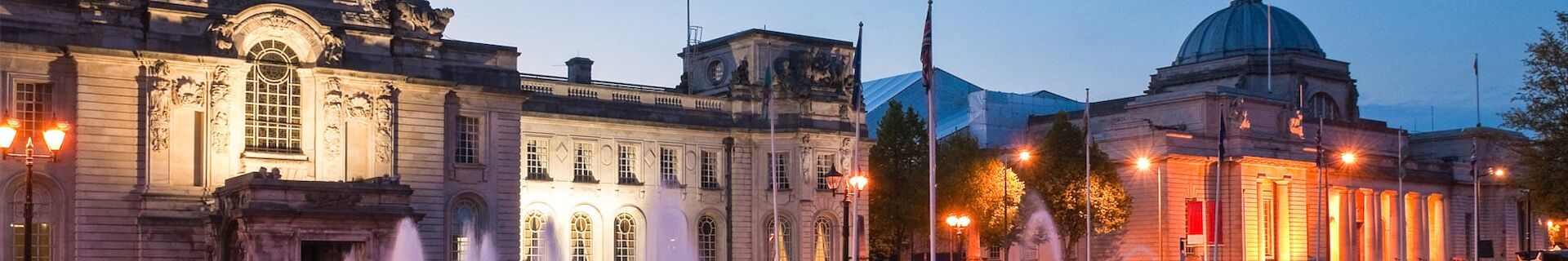 Local Property Guide <div class="uk-text-primary uk-h2 uk-margin-remove">Cardiff & Newport</div>