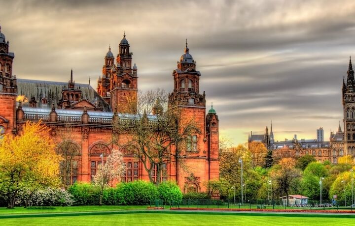Areas To Live In Glasgow <div class="uk-text-muted uk-h3 uk-margin-remove">Local Property Guide</div>