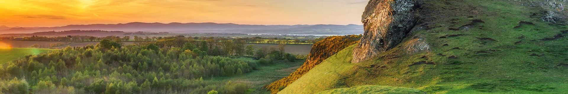 Living In Livingston <div class="uk-text-muted uk-h3 uk-margin-remove">Local Property Guide</div>