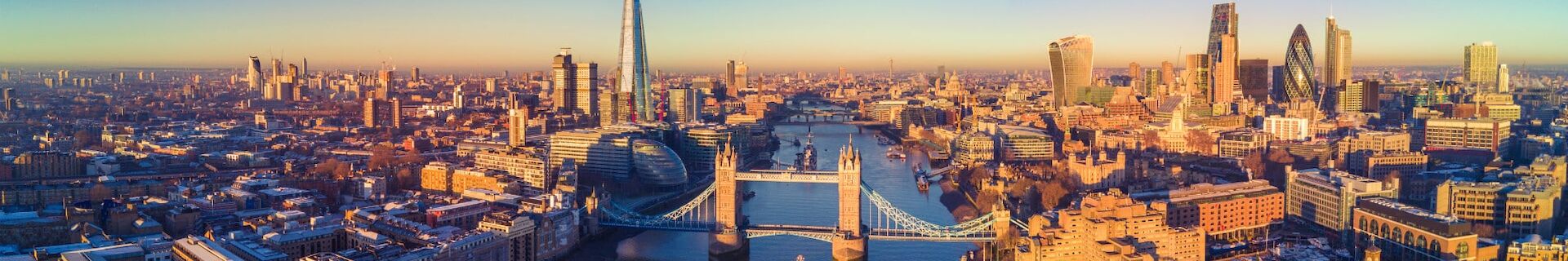 Local Property Guide <div class="uk-text-primary uk-h2 uk-margin-remove">London</div>