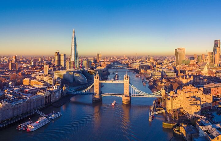 Local Property Guide <div class="uk-text-primary uk-h2 uk-margin-remove">London</div>